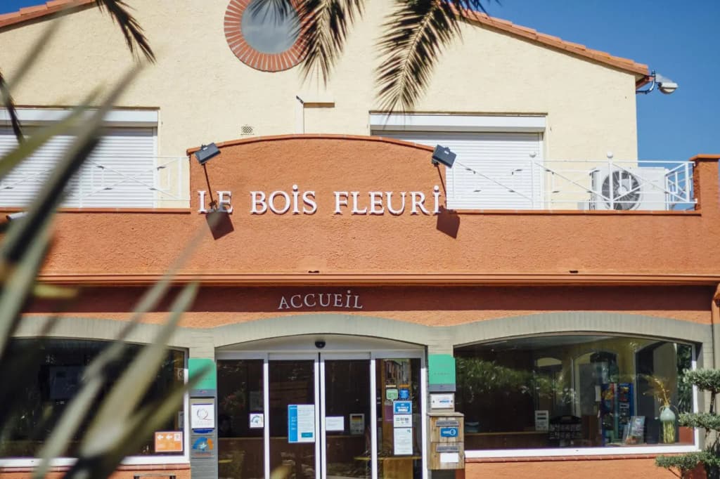 Camping Le Bois Fleuri - Photo 1