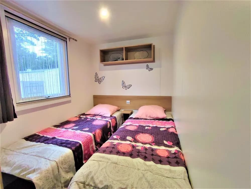 Mobil-Homes Deux Chambres - Photo 3