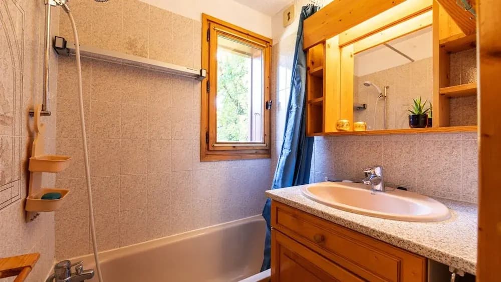 Apartment in Morillon Near Ski Resort - Miniature 6