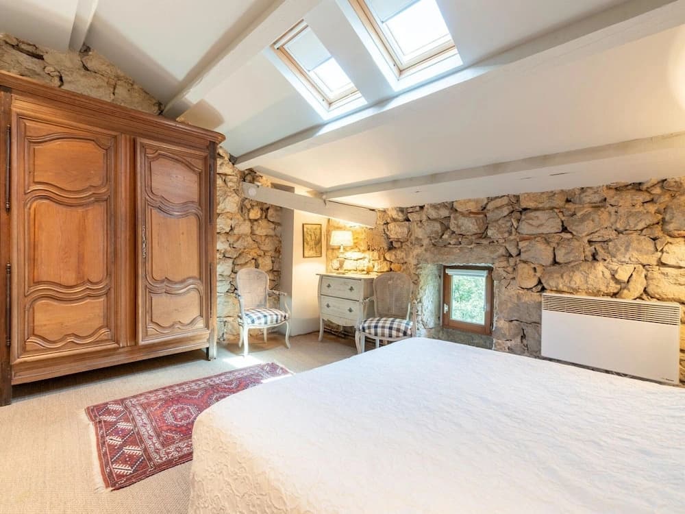 Beautiful Holiday Home With Private Pool - Photo 4