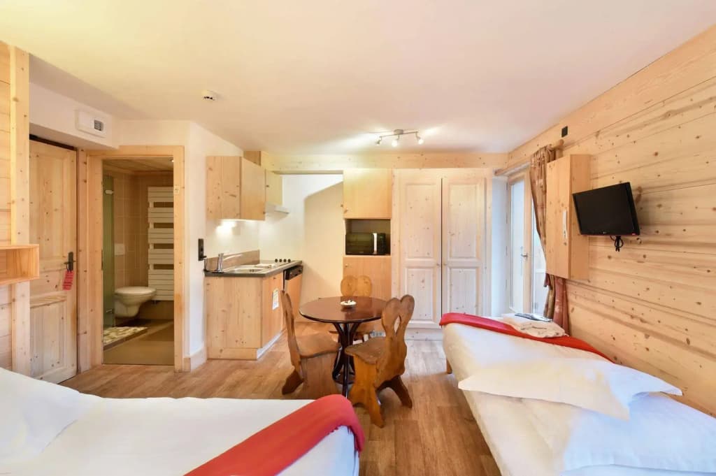 Loc Hotel Alpen Sports - Photo 3