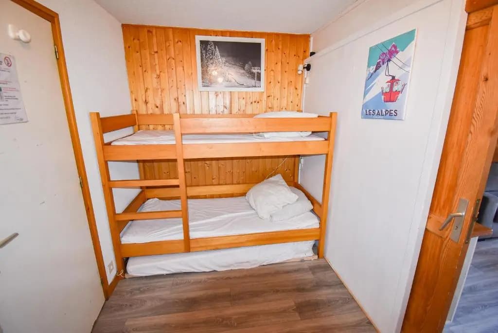 L'Enchalpe, Grand et lumineux studio avec coin montagne 4-6 pers, 60m des pistes, PISCINE COUVERTE, grand balcon expo EST,...