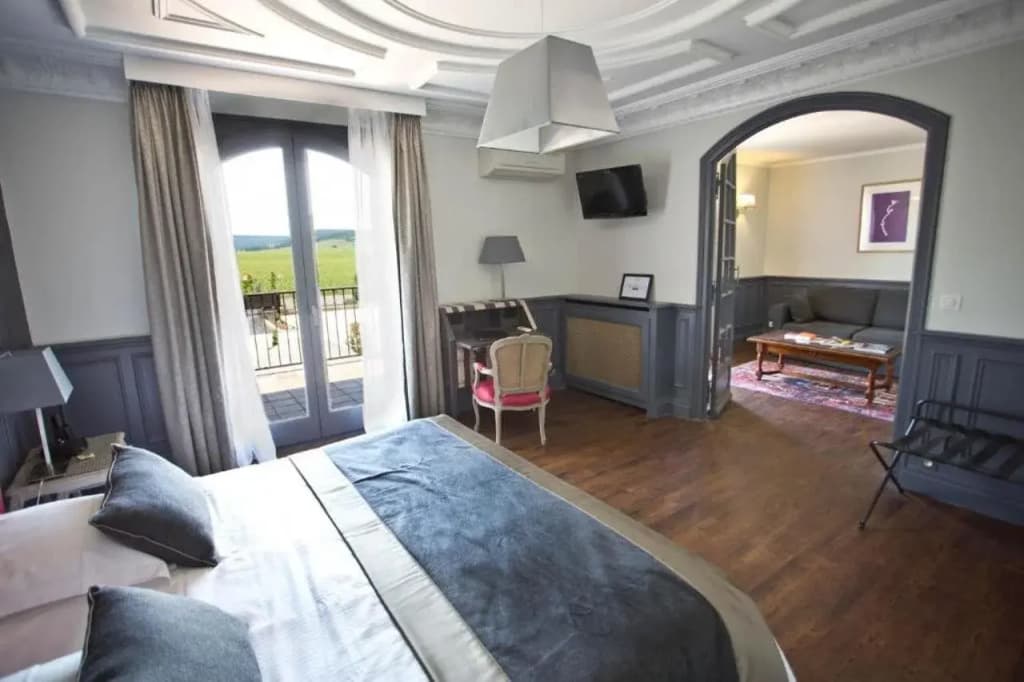 Ermitage De Corton - Photo 4
