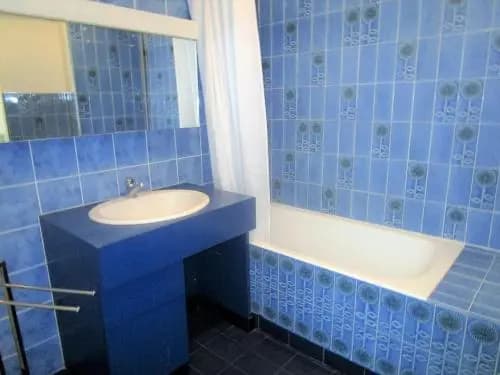 Rental Apartment a 2 Pas de la Plage Et Proche Tous Commerces 1 - Miniature 6