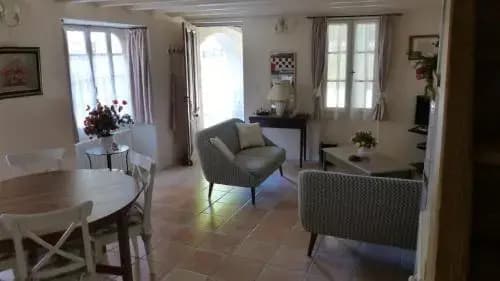 Les Hirondelles - Photo 2