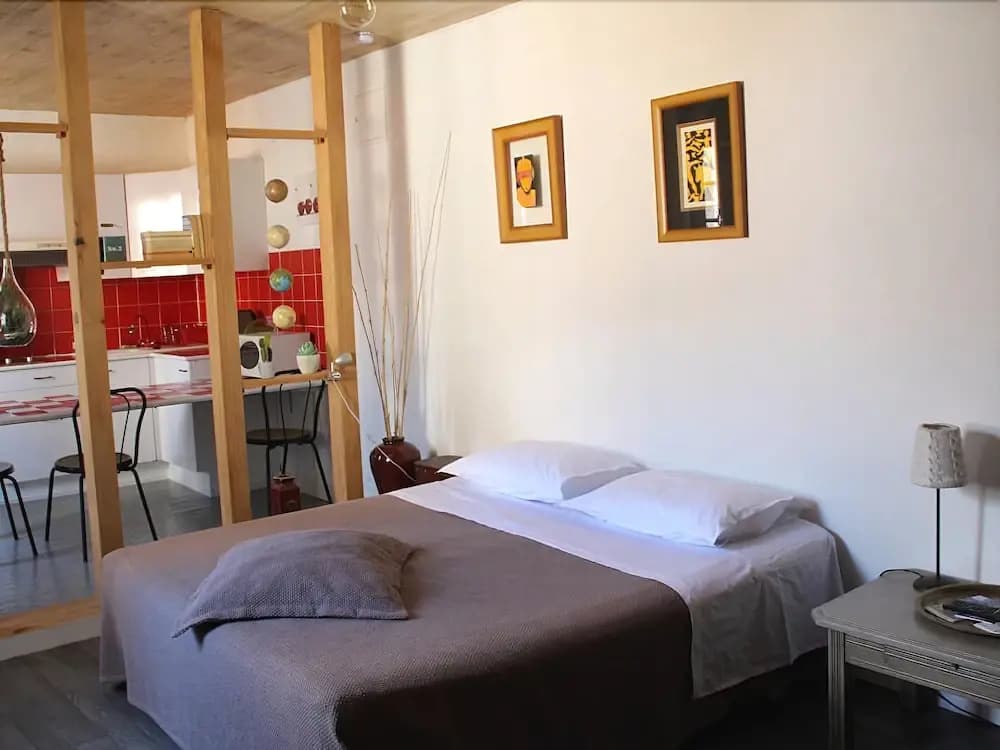 Une Chambre en Ville - Photo 4