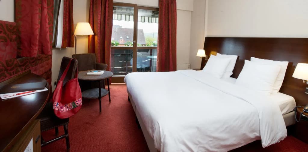 Hotel Le Ménestrel - Photo 3