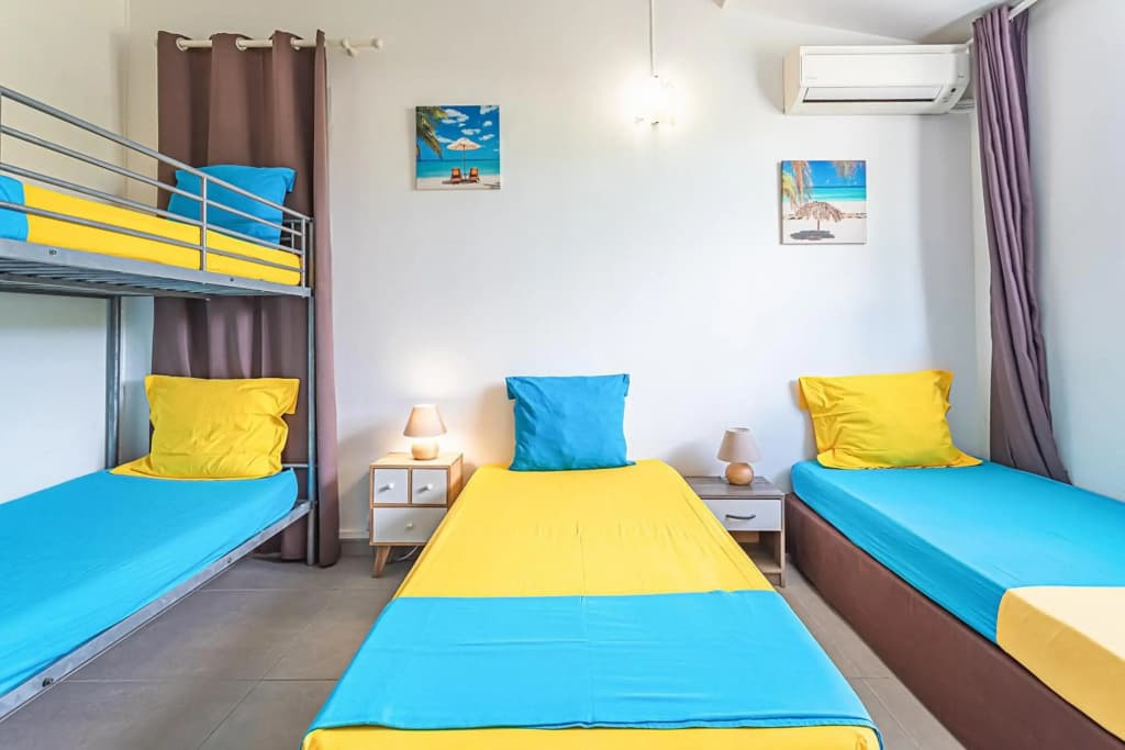 Villa de 3 chambres avec piscine privee jacuzzi et jardin clos a Baie Mahault - Photo 4