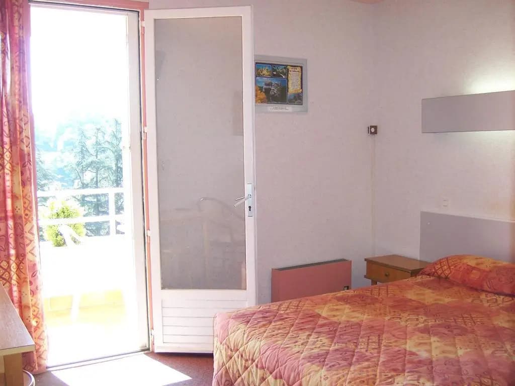 Hotel Saint Jacques - Photo 3