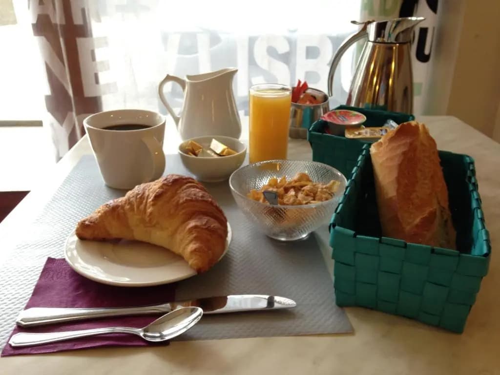 Hotel Sandra - Photo 1