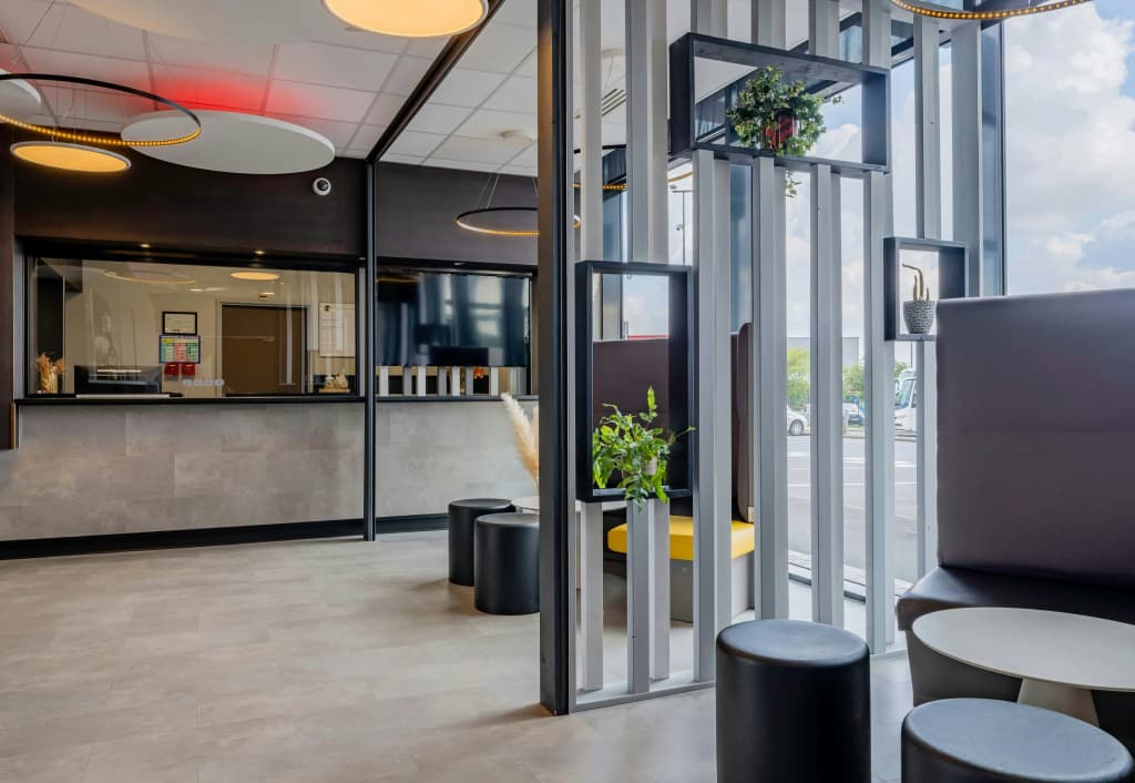 B&B HOTEL Béthune Bruay-la-Buissière - Photo 2