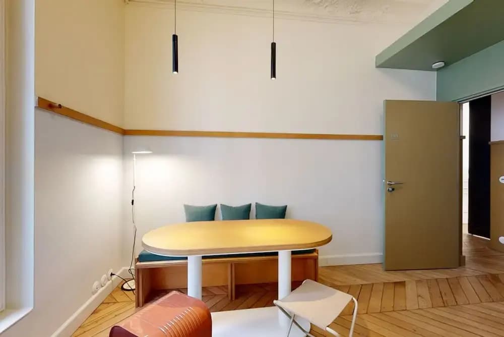 Altido Pleasant 1-bed Flat w Shared Courtyard - Miniature 6
