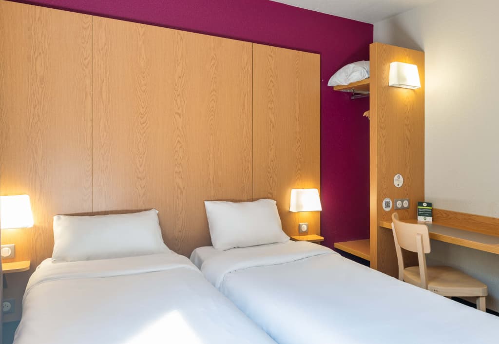 B&B HOTEL Lyon Caluire Cité Internationale - Photo 3