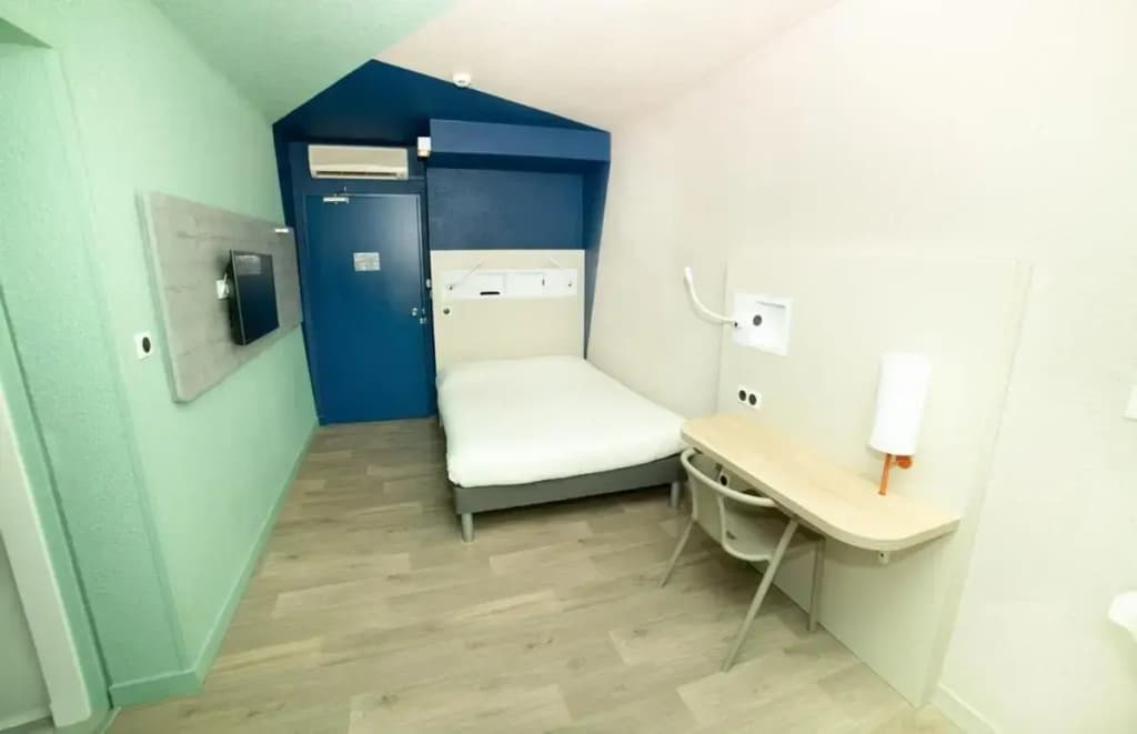Accueil Hotel Besançon - Photo 1
