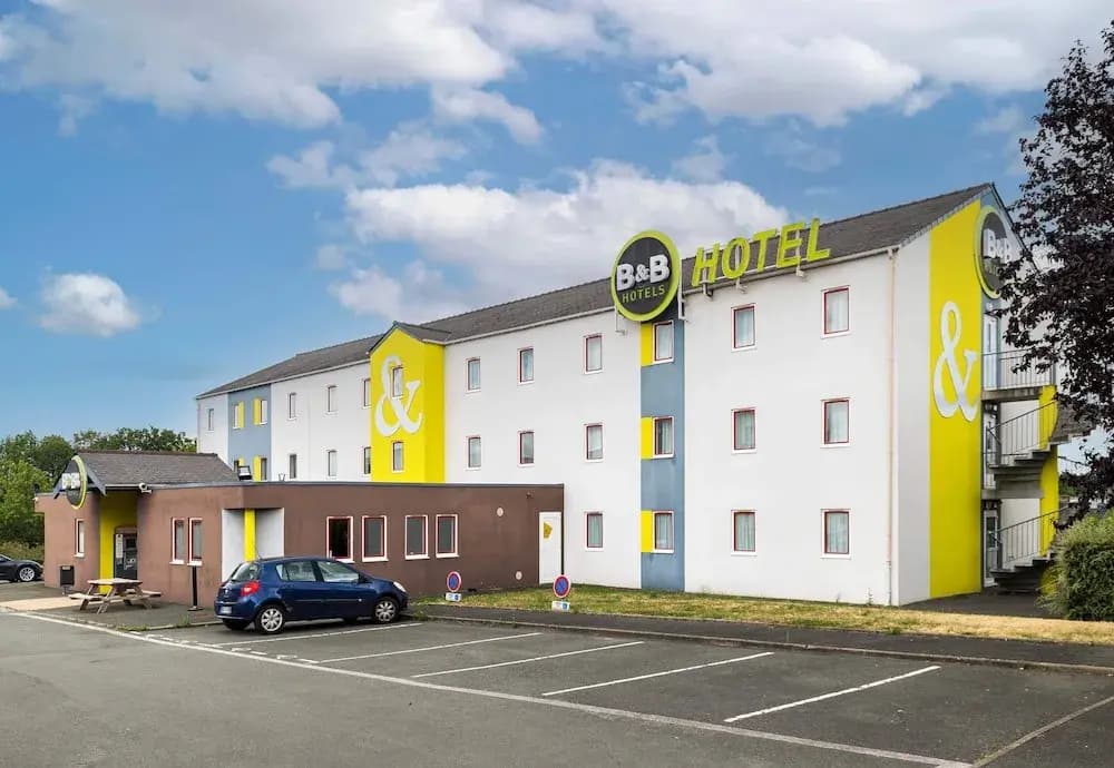 B&B Hôtel Angers Université - Photo 1
