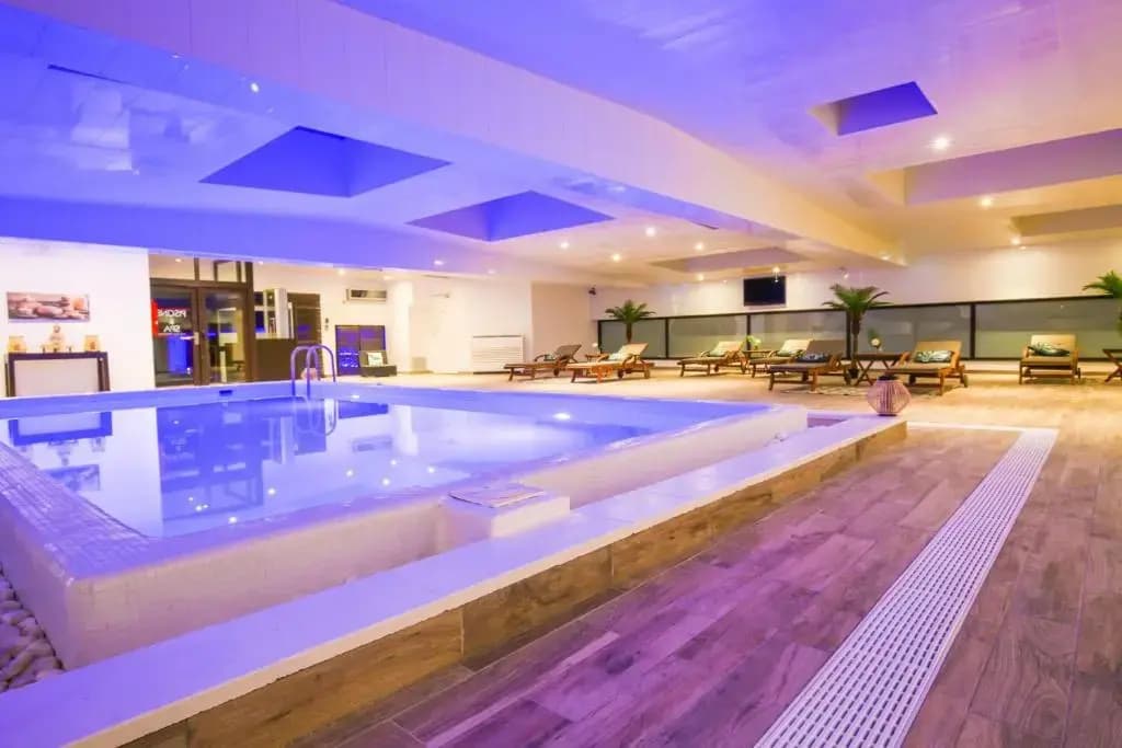 Zenia Hotel & Spa - Photo 2