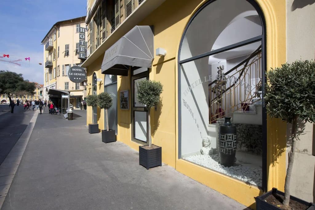 Hôtel Le G - Photo 1