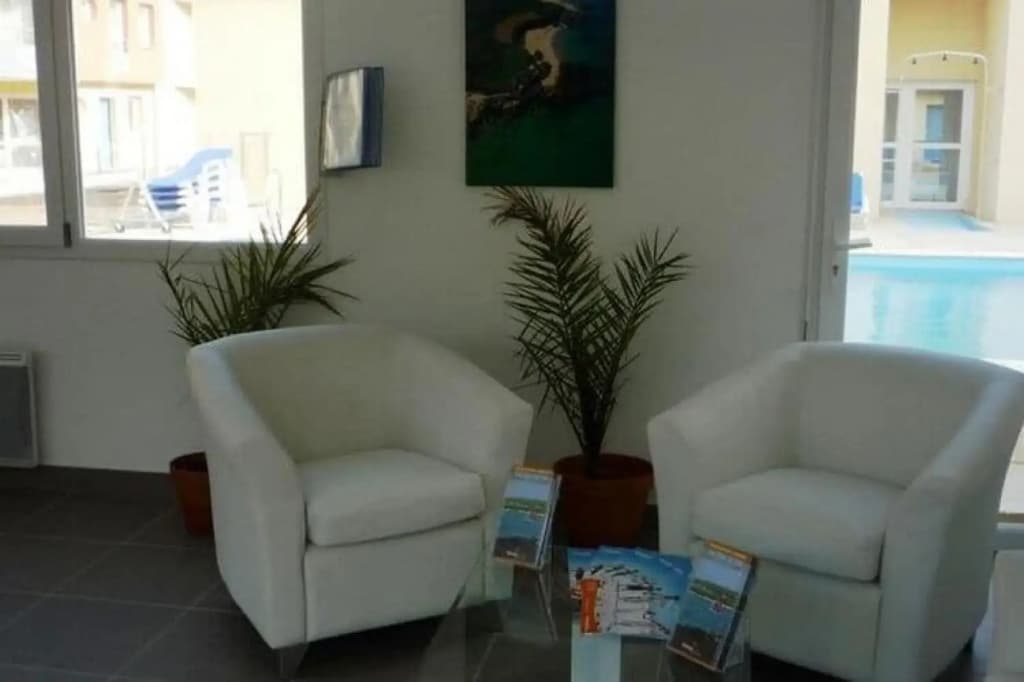 Apartment in Grandcamp for 4 Person - Miniature 8