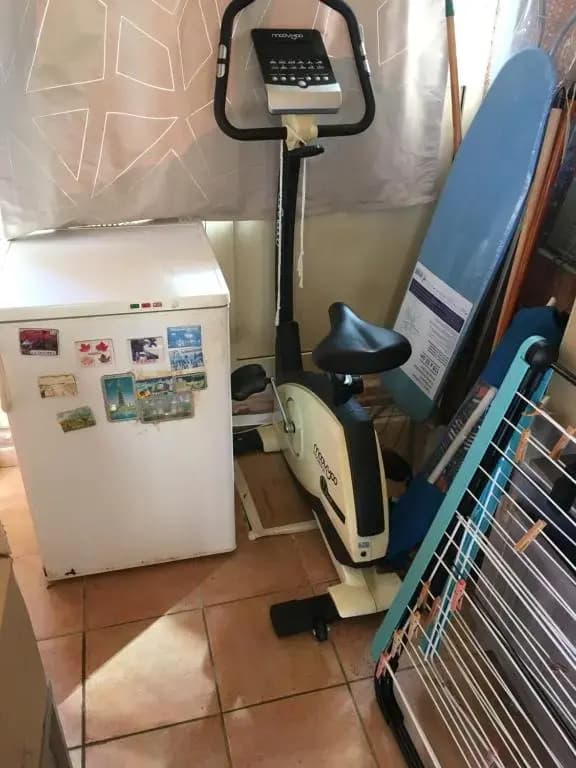 CAVALAIRE vue MER au loin MAISONNETTE TOUT ÉQUIPÉE POUR 4 PERSONNES AVEC PISCINE CLIM WIFI VÉLOS TV BARBECUES - Photo 5
