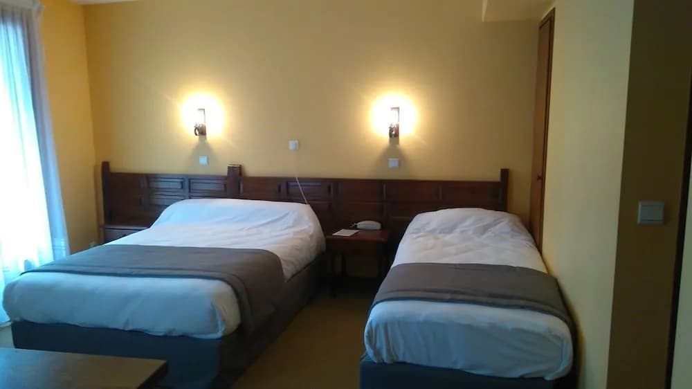 Hotel Des Arcades - Photo 5