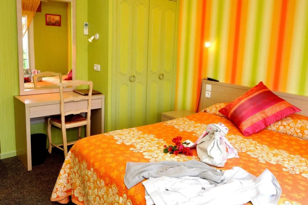 Logis Hotel Aux Tauzins - Photo 4