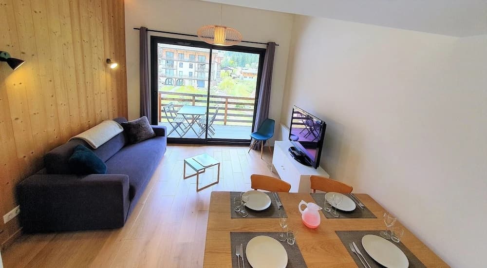 Residence - Photo 4