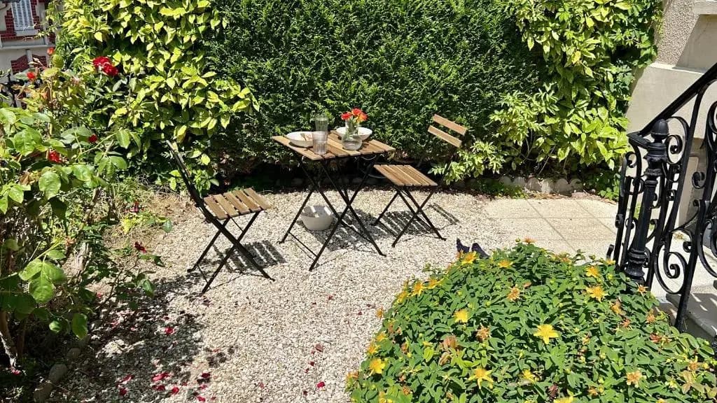 Nid douillet de 45 m2, centre-ville, 2 chambres - Miniature 8