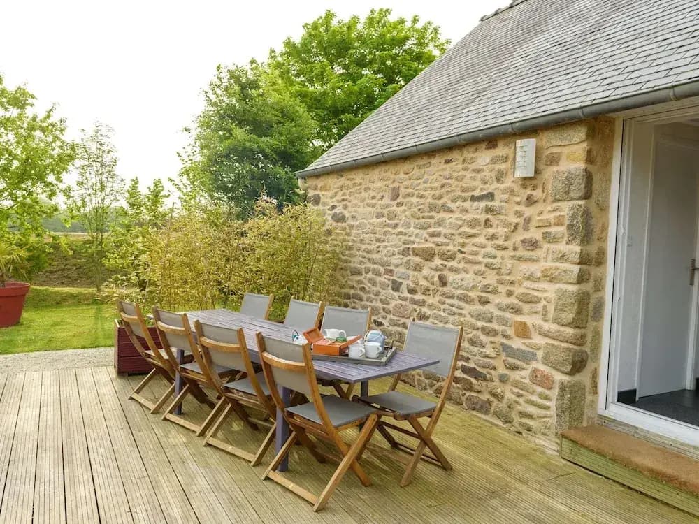 Peaceful Holiday Home in Plouguin With Indoor Pool - Miniature 8