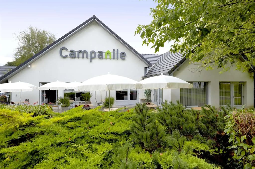 Campanile NATURE - Aix Les Bains - Photo 1