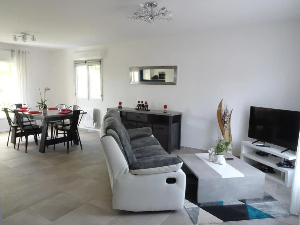 Semi-detached House, Brehal - Photo 5
