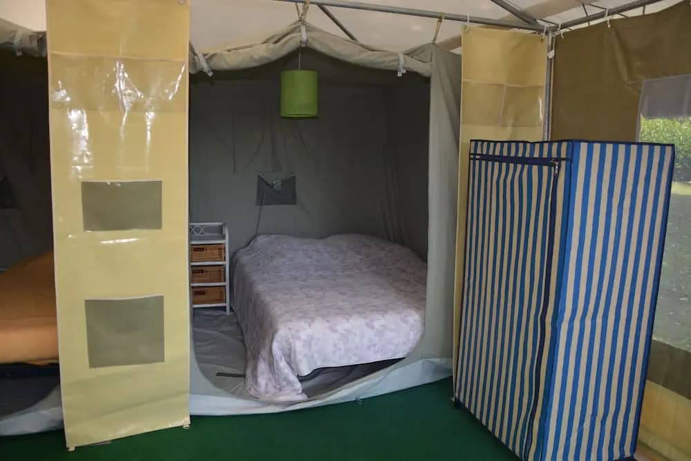 Camping Les Chenes Clairs - Photo 2