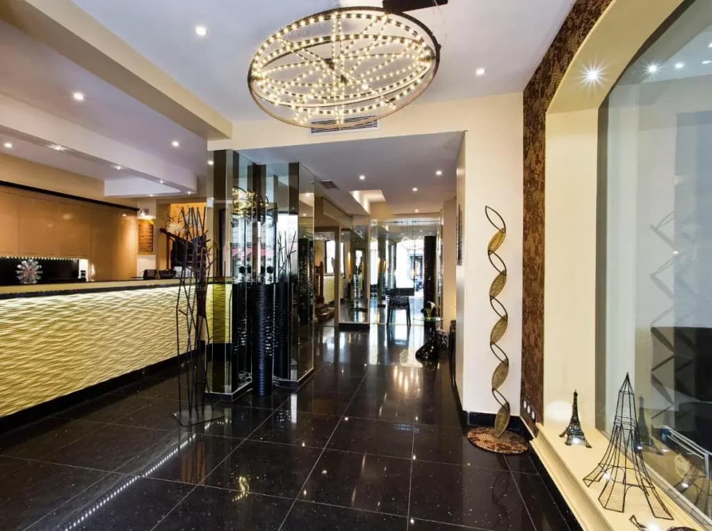Hotel Ascot Opera - Photo 2