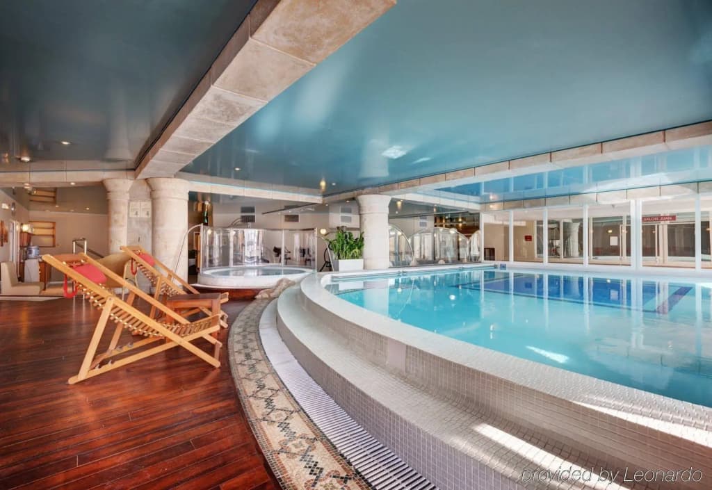 Garden Beach Hotel - Photo 3