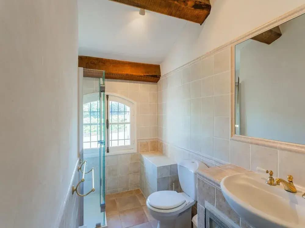 Chateau in Lorgues With Pool & Vineyard Views - Miniature 7