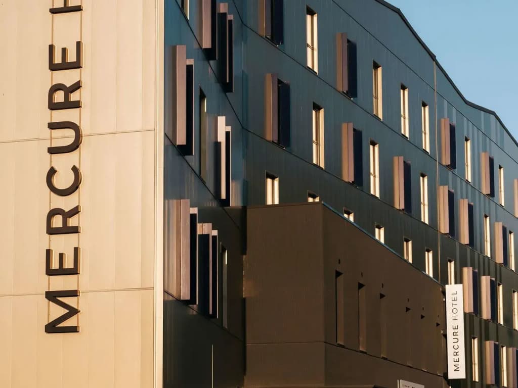 Mercure Brest Centre Port - Photo 1