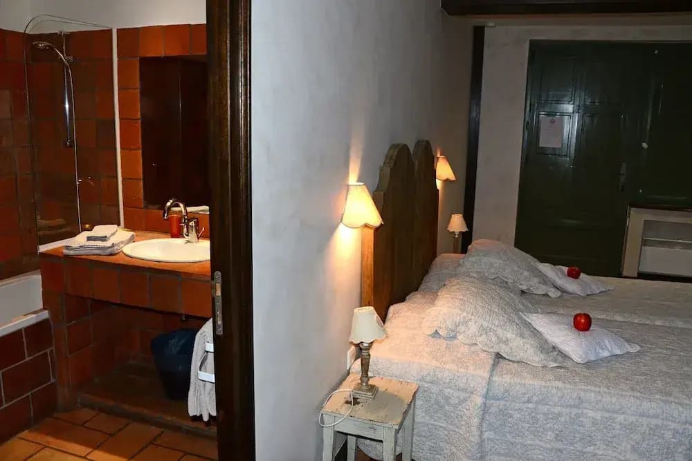 Les Demoiselles - Miniature 7