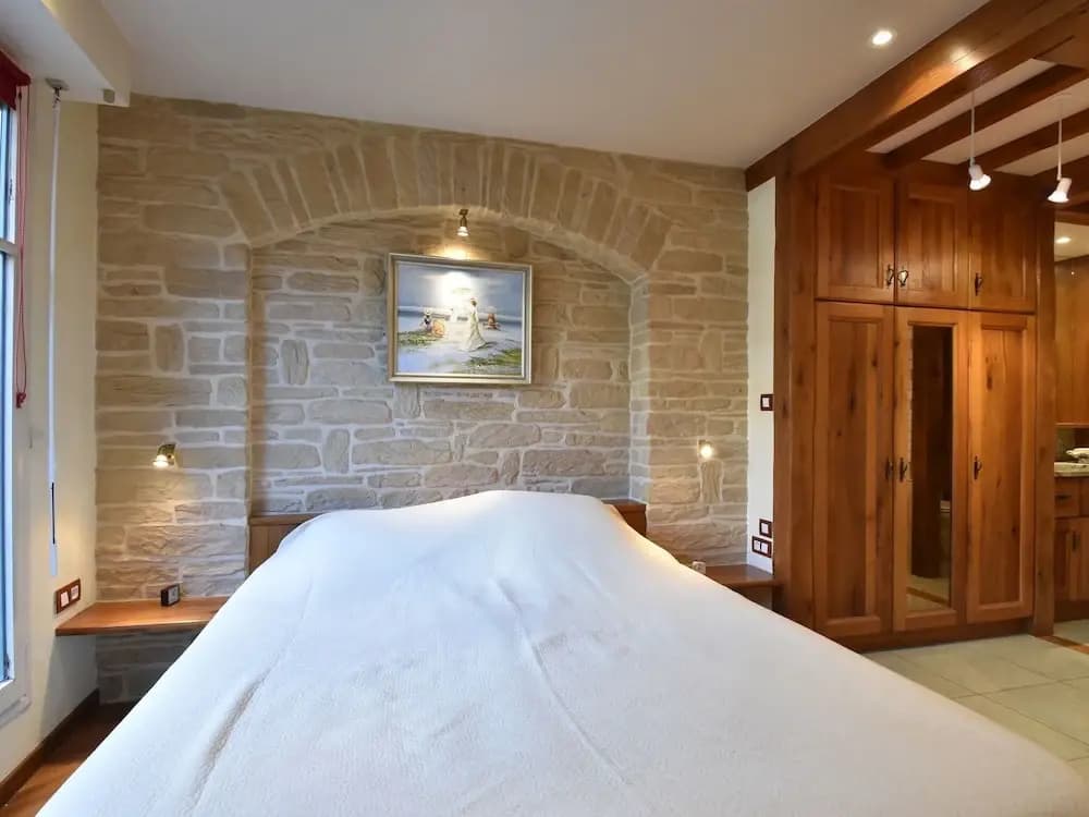 Cozy Apartment in Honfleur with a Private Garden - Photo 3