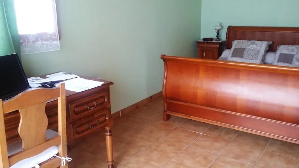 House With 2 Bedrooms in Eymet, With Enclosed Garden - Miniature 6