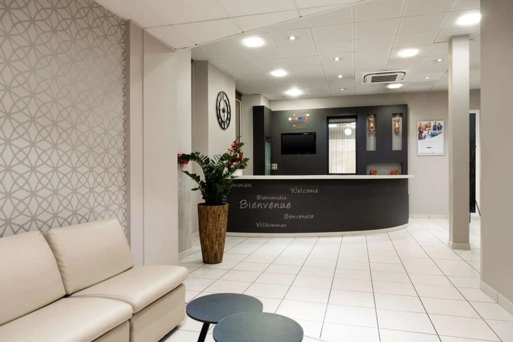 Hôtel du Palois - Pau Centre Bosquet - Photo 2