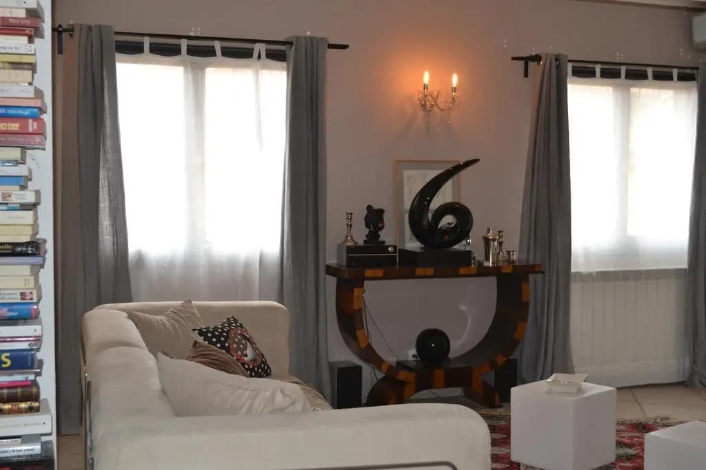Palais Deluxe - Photo 4
