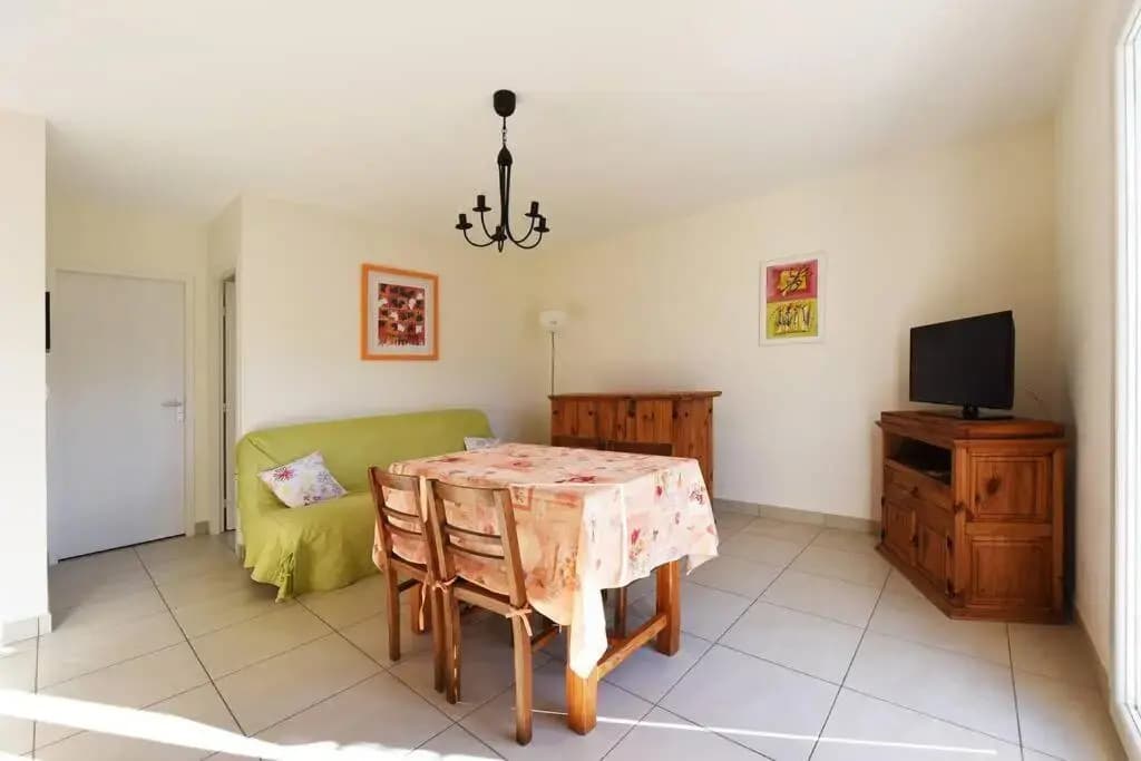 Maison Calme Avec Jardin Et Parking Prives - Photo 2