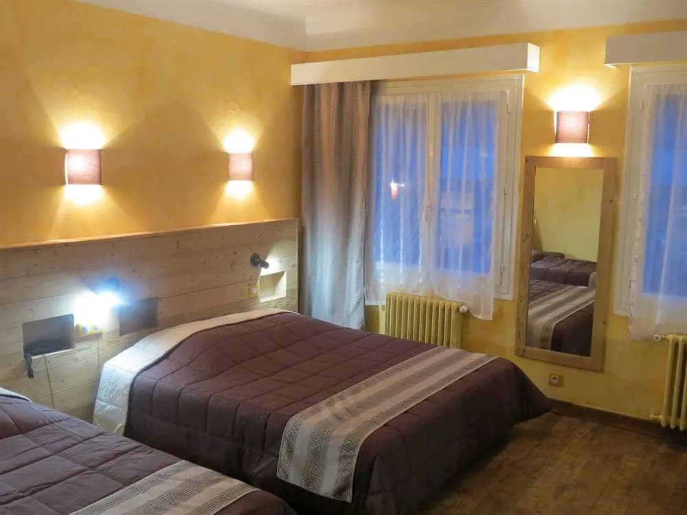 Savoy Hotel - Miniature 6