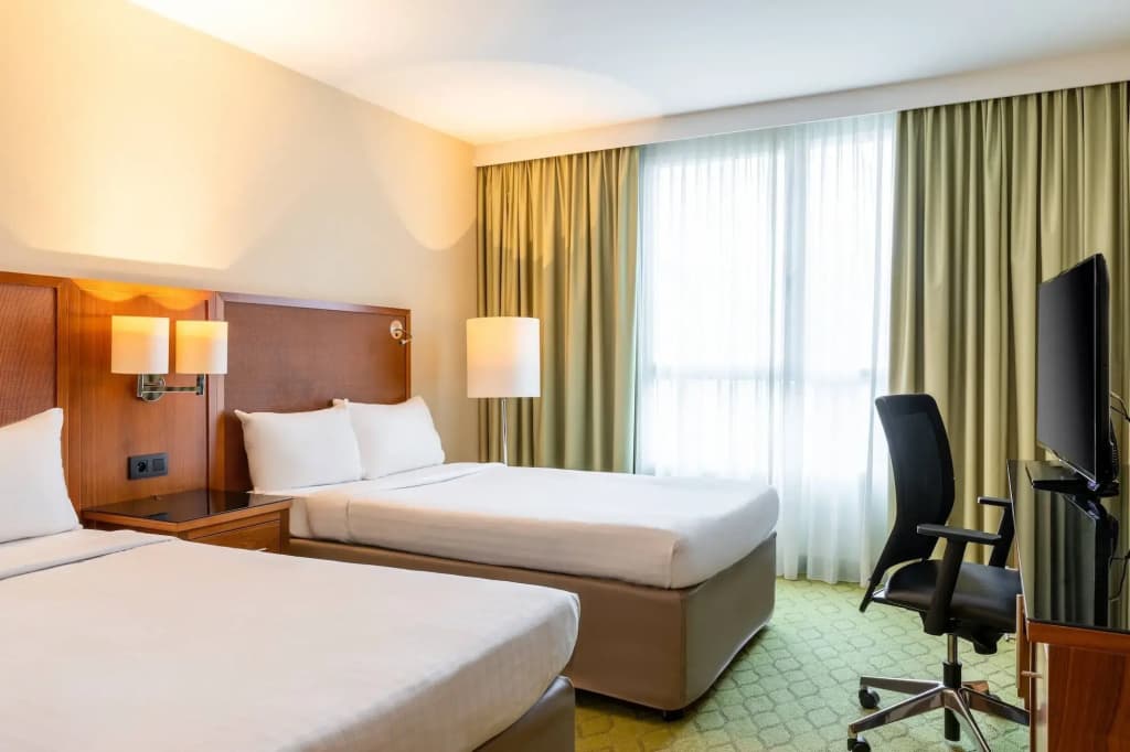 Courtyard by Marriott Paris Saint Denis - Photo 5