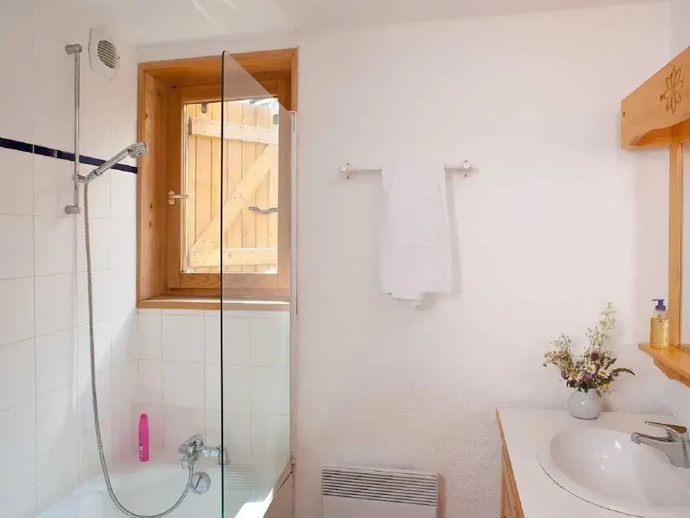 Apartment in les Sybelles With 310 km Slopes - Miniature 8