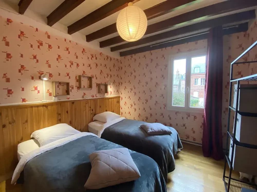 Holiday Home in Etretat Near Beach & Cliffs - Photo 2