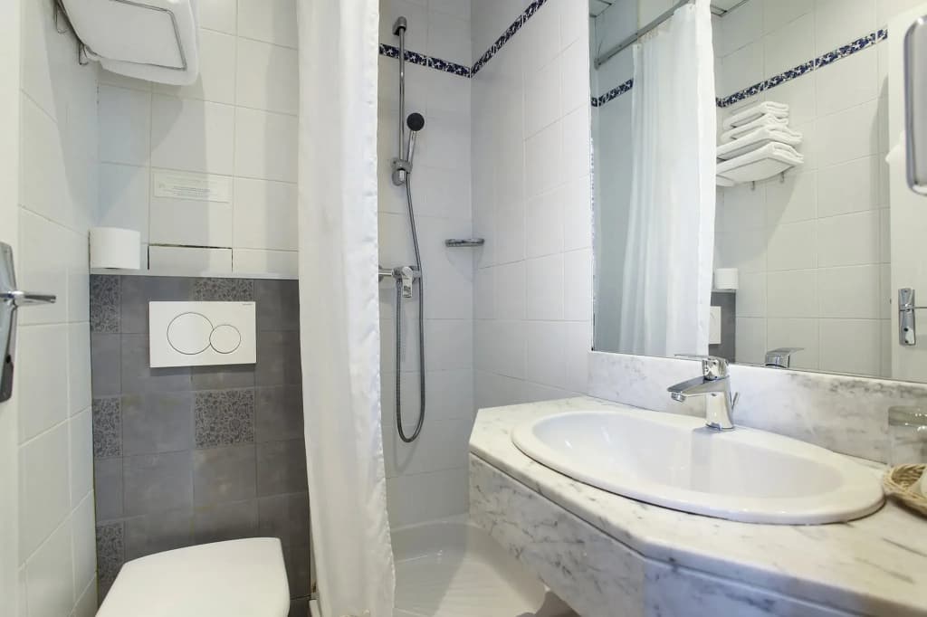 Lux Hotel Picpus - Miniature 8