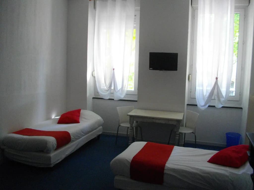 Hotel Central - Photo 3