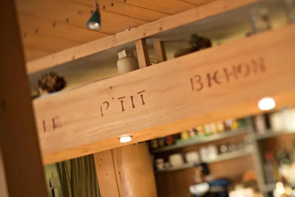 Hotel Restaurant Robichon - Photo 1