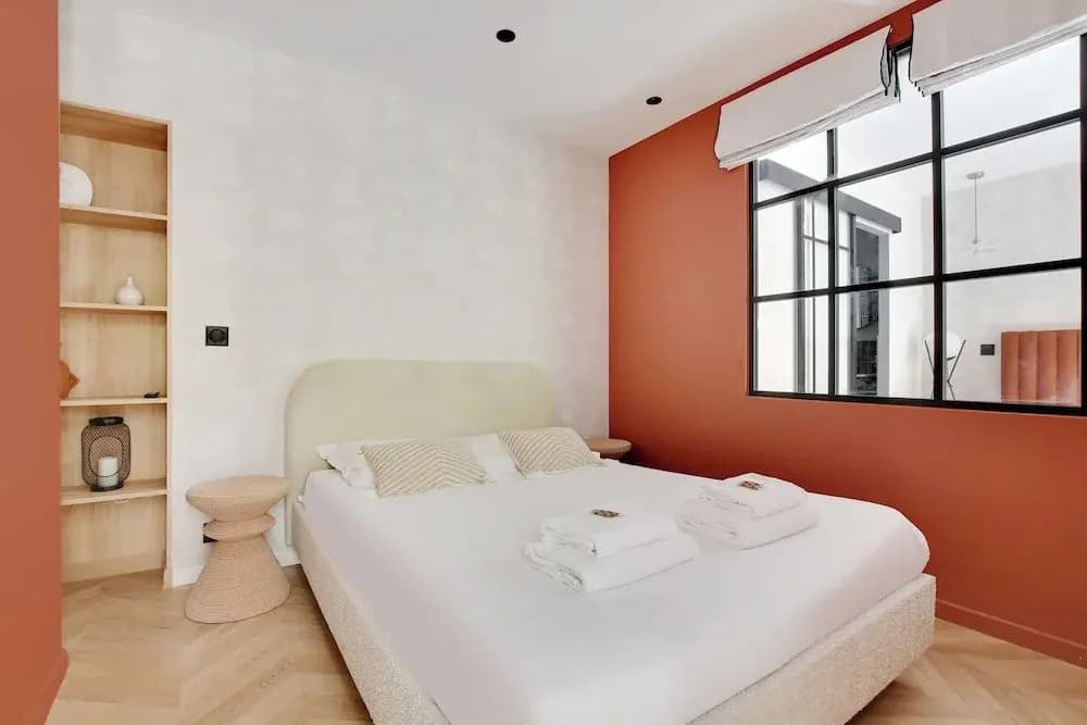 Eclectic Apartment - 2br/6p - Pl. Republique - Photo 2