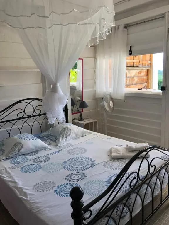 La Colline Bed & Table - Photo 3